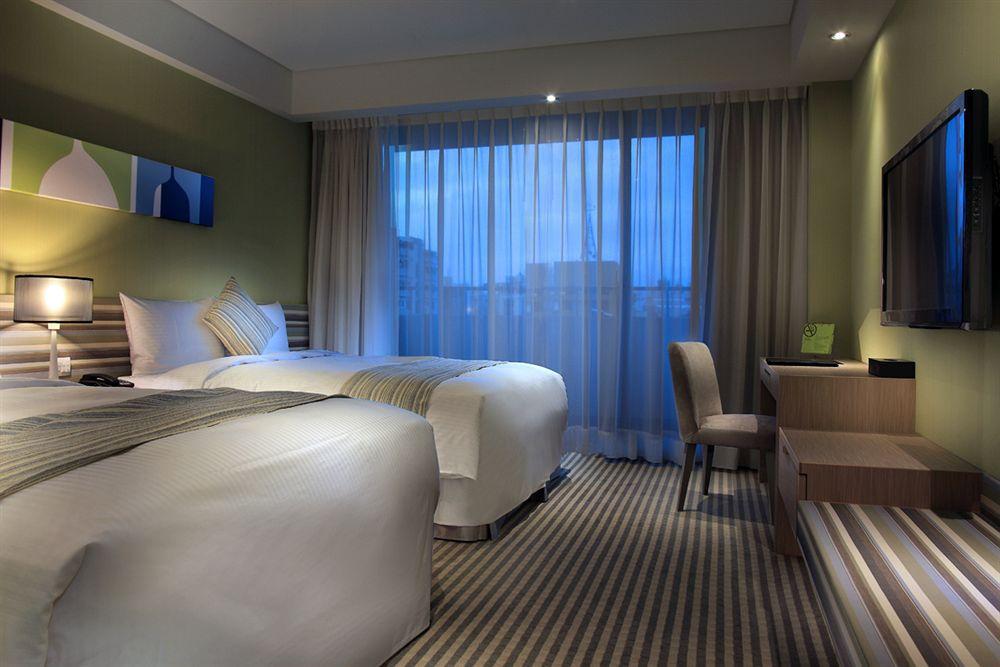 Park City Hotel Central Taichung Bagian luar foto