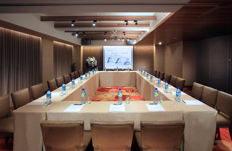 Park City Hotel Central Taichung Bagian luar foto