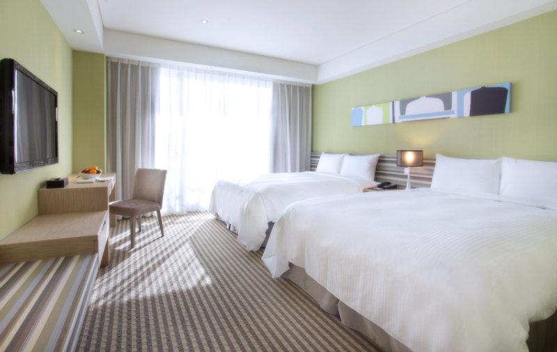 Park City Hotel Central Taichung Bagian luar foto
