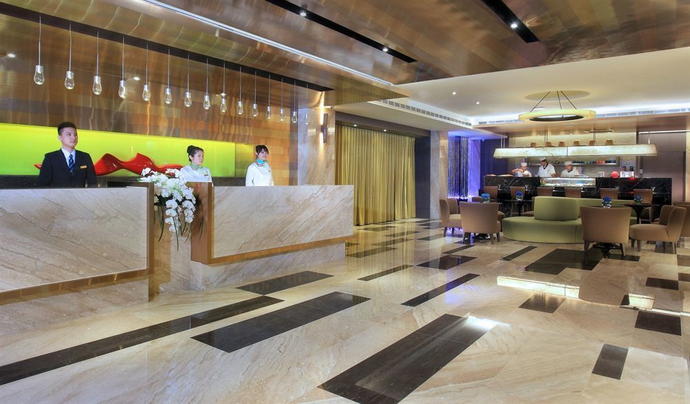 Park City Hotel Central Taichung Bagian luar foto