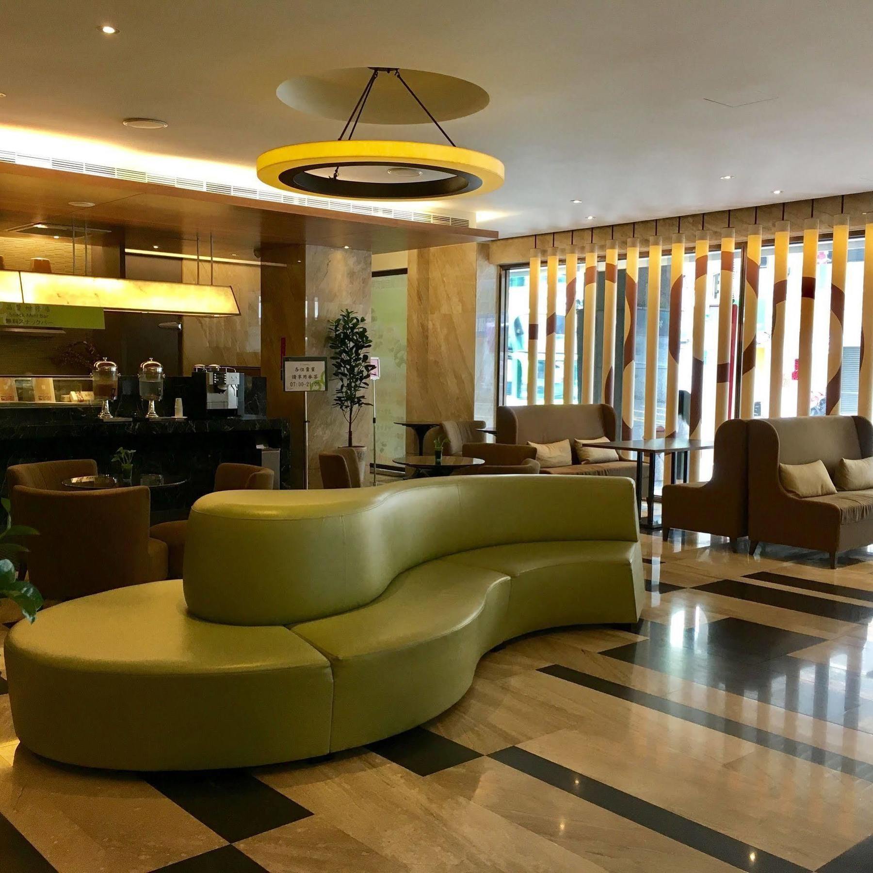 Park City Hotel Central Taichung Bagian luar foto