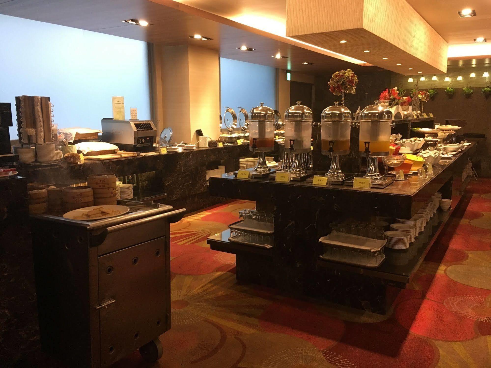 Park City Hotel Central Taichung Bagian luar foto